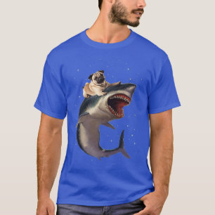 Camiseta Pug Lover Engraçado, pug cavalgando tubarão, garot