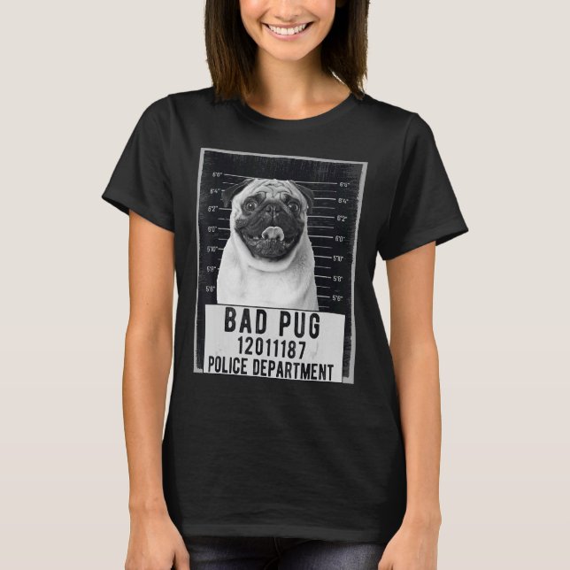 Camiseta Pug Mug Shot Criminal Cachorro (Frente)