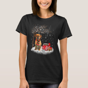Camiseta Puggle Na Árvore De Natal De Inverno Do Natal