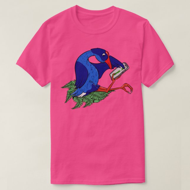 Camiseta Pukeko usando telefone celular (Frente do Design)
