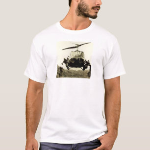CAMISETA PULANDO OS PÉS PARA O INFERNO