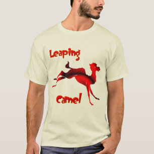 Camiseta pulando t-shirt do camelo