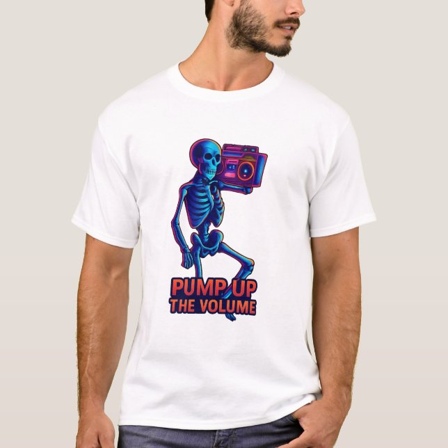 Camiseta Pump Up the Volume – Neon Skeleton Boombox Vibes (Frente)