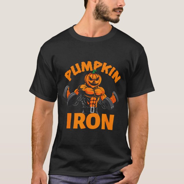 Camiseta Pumpkin Iron Halloween Gym Workout Lifting Pun Fun (Frente)