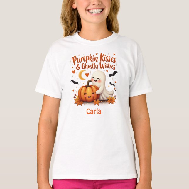 Camiseta Pumpkin Kisses e Ghosles Desejam o Fantasma do Dia (Frente)