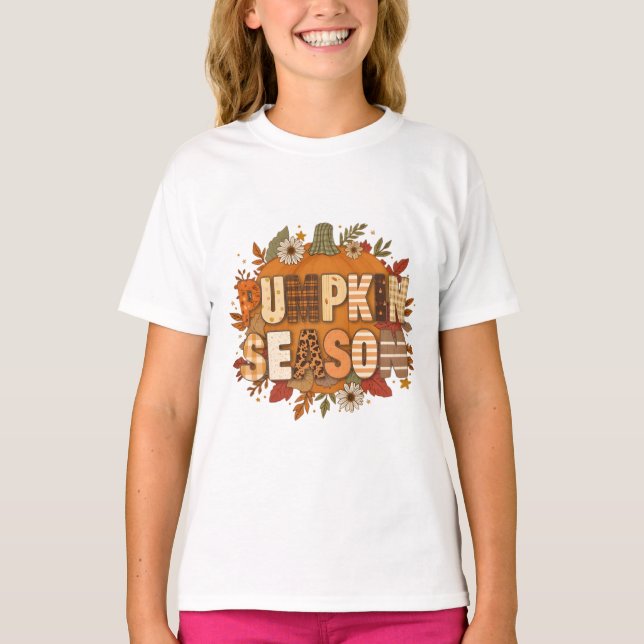 Camiseta Pumpkin Season – Autumn Flowers & Cozy T-shirt (Frente)