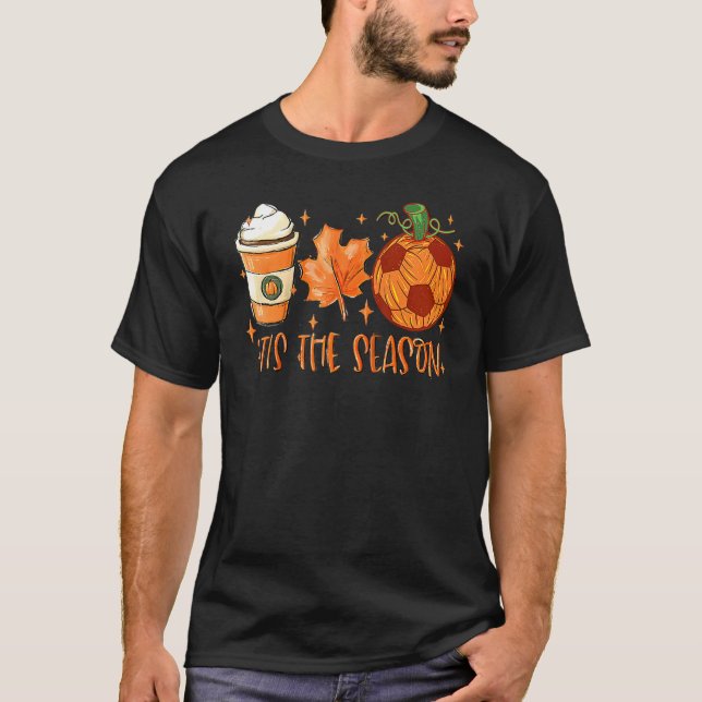 Camiseta Pumpkin Spice Soccer Ball Tis The Season Fall Thal (Frente)
