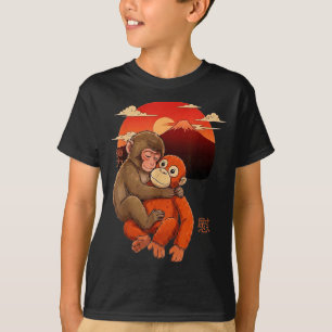 Camiseta Punho ao macaco pôr do sol vermelho japonês e mont