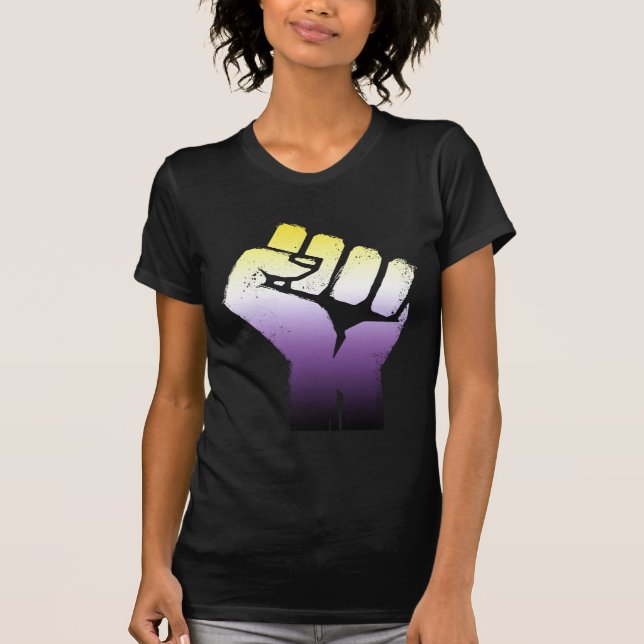 Camiseta Punho Não Binário (Frente)
