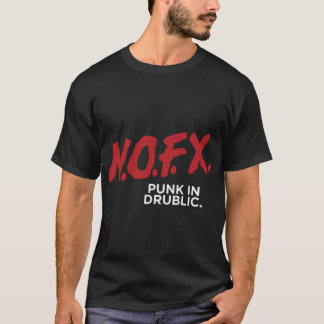 Camiseta punk na t-shirt clássica