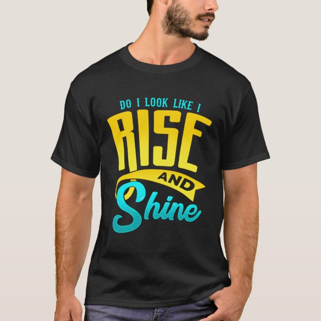 Camiseta Punny Pareço Que Eu Levanto E Brilho (Frente)