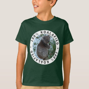 Camiseta Qualificado Koalafied Cute Funny Koala em uma árvo