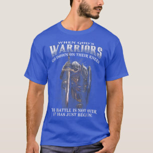 Camiseta Quando Deus é que os guerreiros caem pelos seus jo