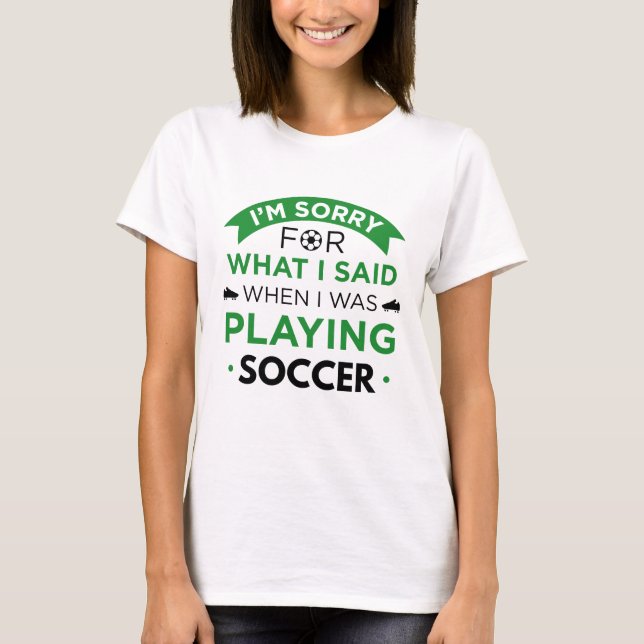 Camiseta Quando Eu Estava Jogando Futebol (Frente)
