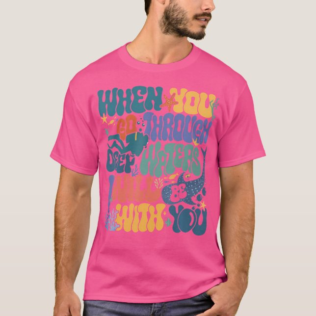 Camiseta Quando Você Atravessa Águas Profundas Vbs 2024 Chr (Frente)