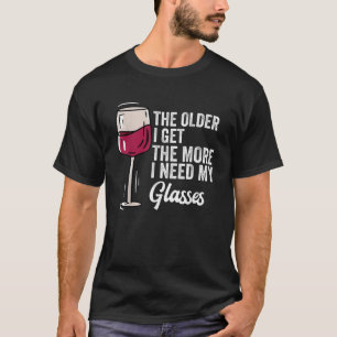 Camiseta quanto mais velho eu fico mais preciso de óculos v
