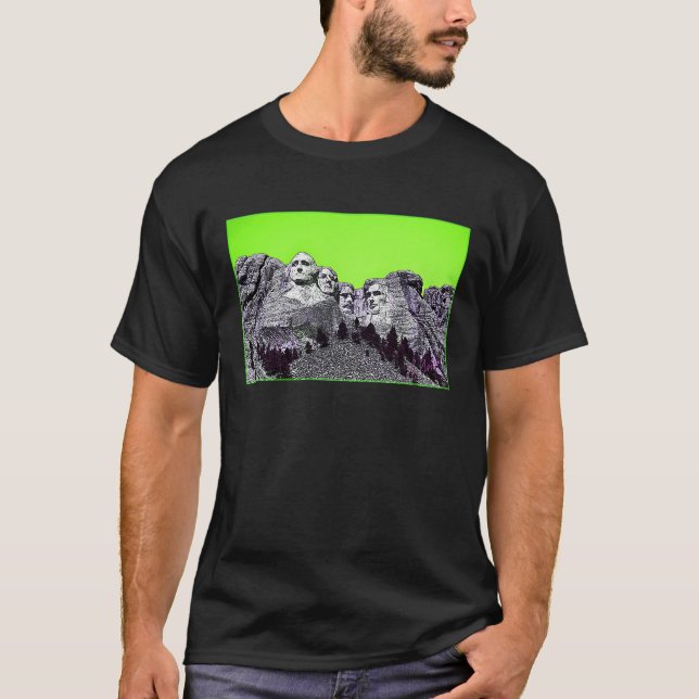 Camiseta Quarantine Traveler EUA Mt Rushmore América (Frente)