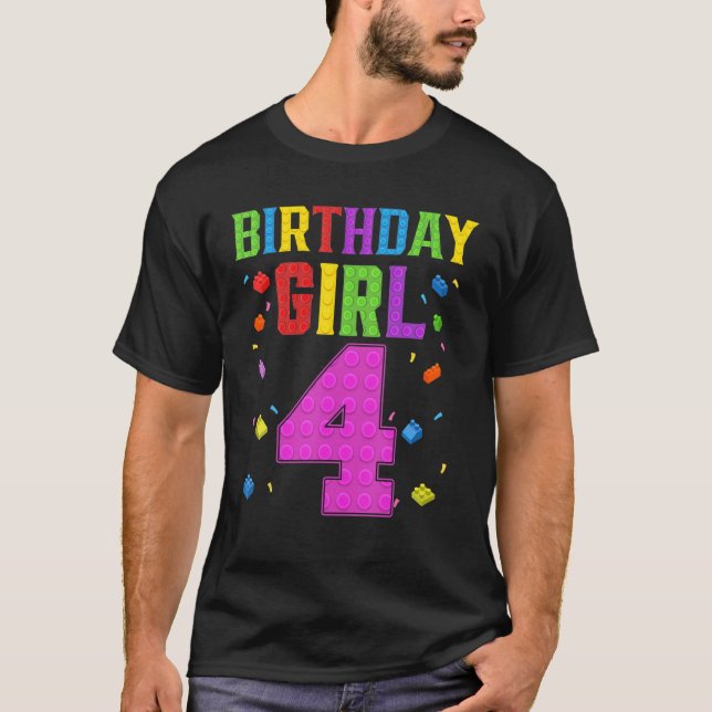 Camiseta Quarto Aniversário Cujo Edifício Bloco Tem 4 Anos (Frente)