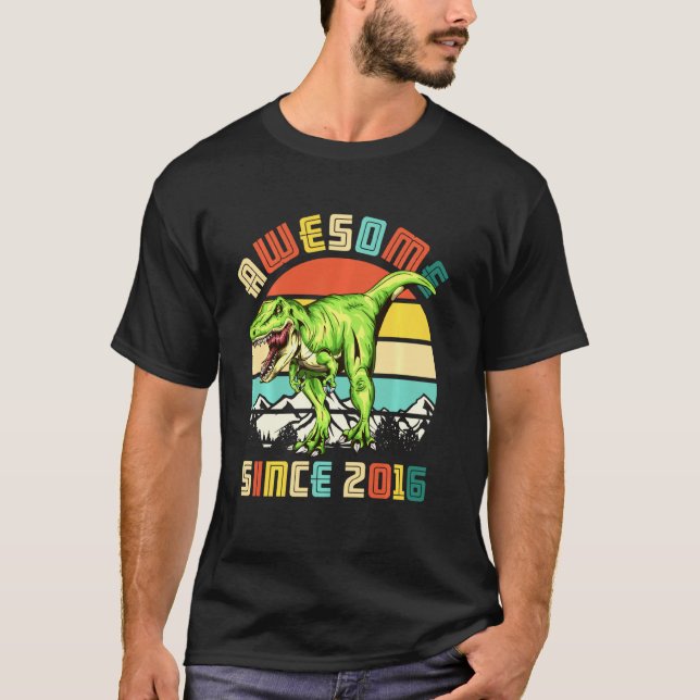 Camiseta Quarto Aniversário Dinossaur 4 Anos Menino Espetac (Frente)