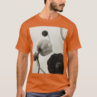 Camiseta Quatro Flores Pretas e Cinzas