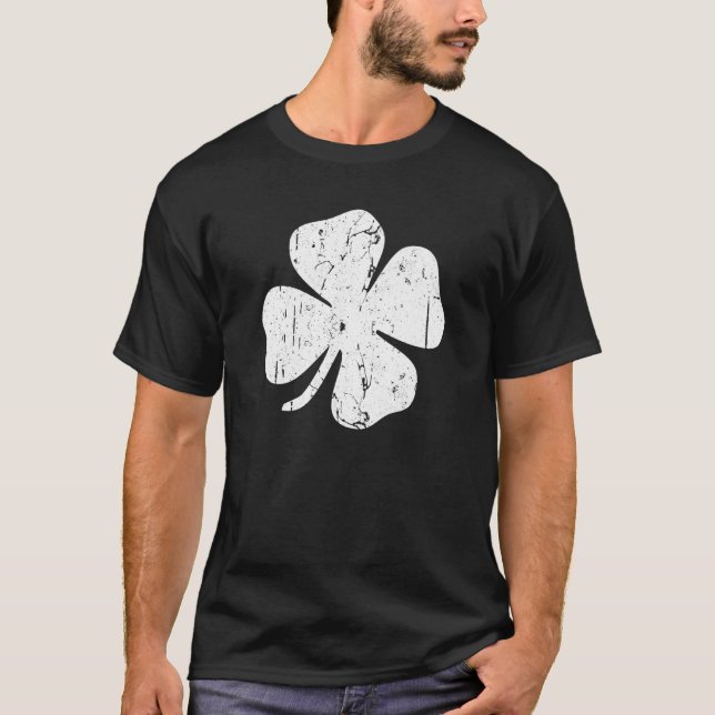 Camiseta Quatro Folhas C Vintage Saint Patrick Day (Frente)