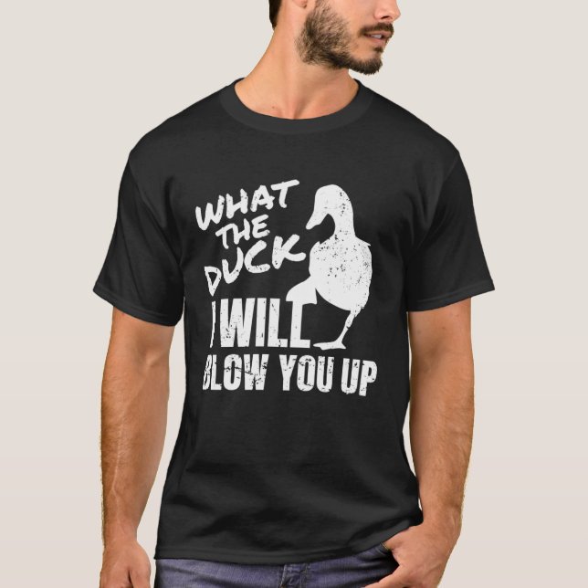 Camiseta Que Pato Eu Vou Te Explodir, Pato, Caçando (Frente)