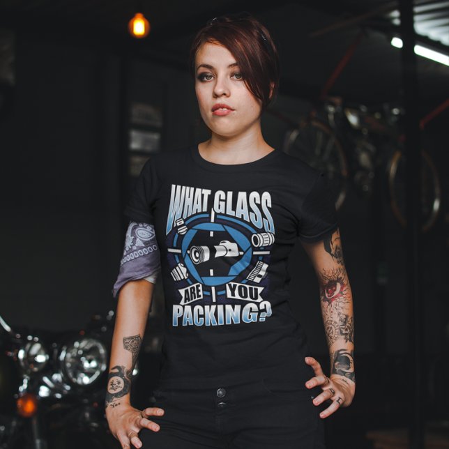 Camiseta Que vidro está a embalar - Lente de câmara engraça (Criador carregado)