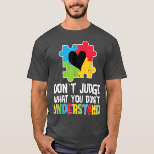 Camiseta Quebra-cabeça Heart Não julgue o que você não ente