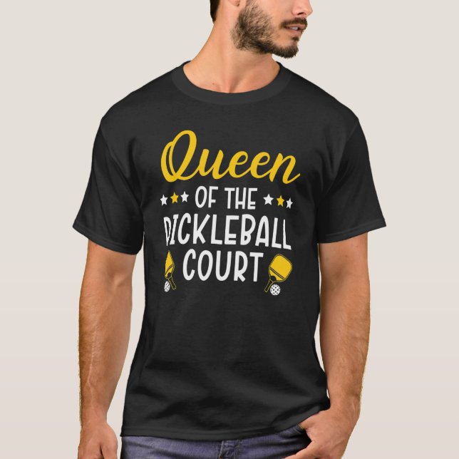 Camiseta Queen Of The Pickleball Court Paddlesport Pickleba (Frente)