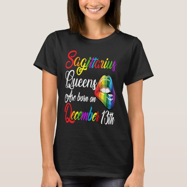 Camiseta Queens Are Born on December 13th Rainbow Lips Sagi (Frente)