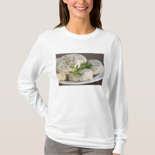 Camiseta Queijo de cabra francês - chevre - com ervas em um