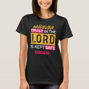 Camiseta Quem Confia no Senhor Está Seguro Citação