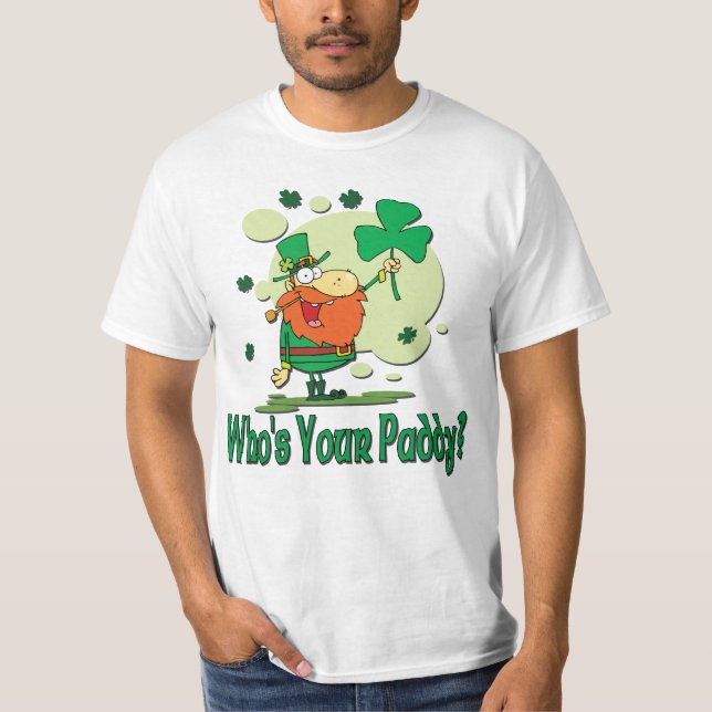 Camiseta Quem é seu Leprechaun engraçado da almofada (Frente)