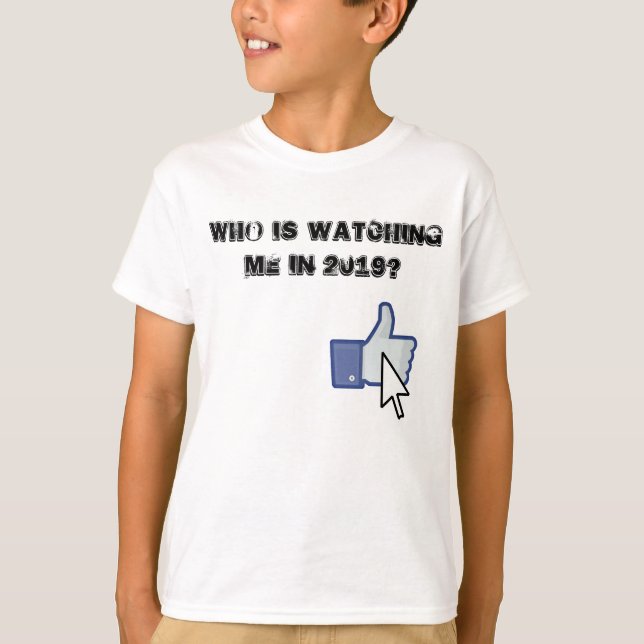 Camiseta Quem está assistindo em (ano) (Frente)