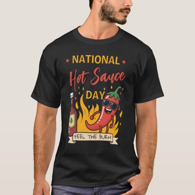 Camiseta Quente-Chili Engraçado Dia Nacional de Molho Quent (Frente)