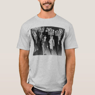 Camiseta Queremos Cerveja Protestando Fotografia Velha. Vin