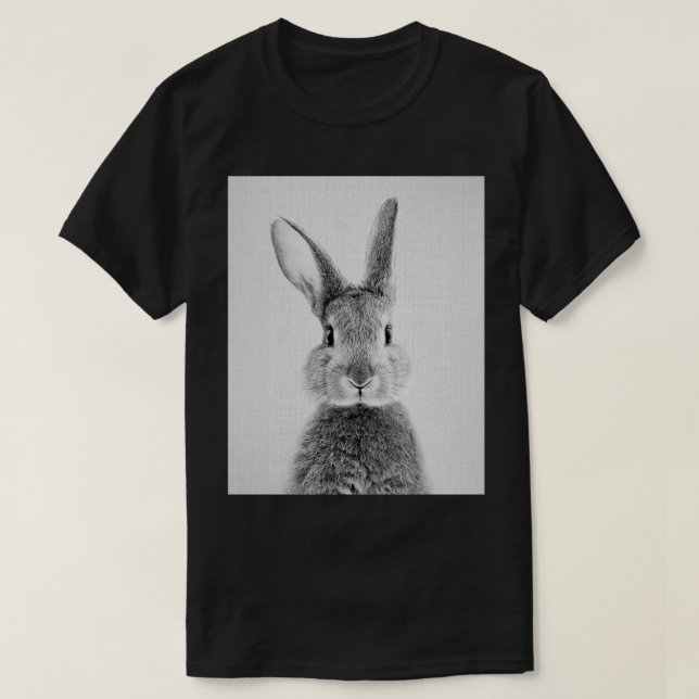 Camiseta Rabbit Preto amp White Graphic (Frente do Design)