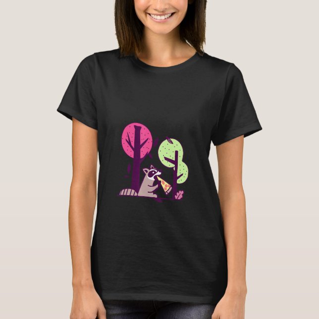 Camiseta Raccoon Eating a Pizza in the Forest One with Natu (Frente)