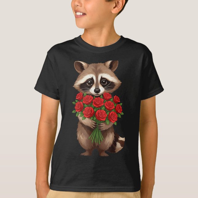 Camiseta Raccoon Holding Red Rose Cute Raccoon Valentine An (Frente)