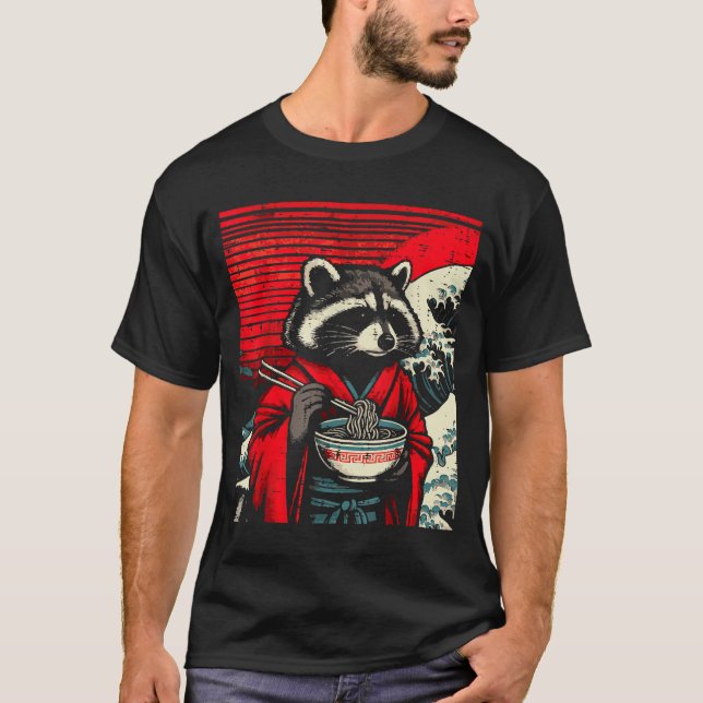 Camiseta Raccoon Kimono Eating Ramen Japanese Food Art Men  (Frente)