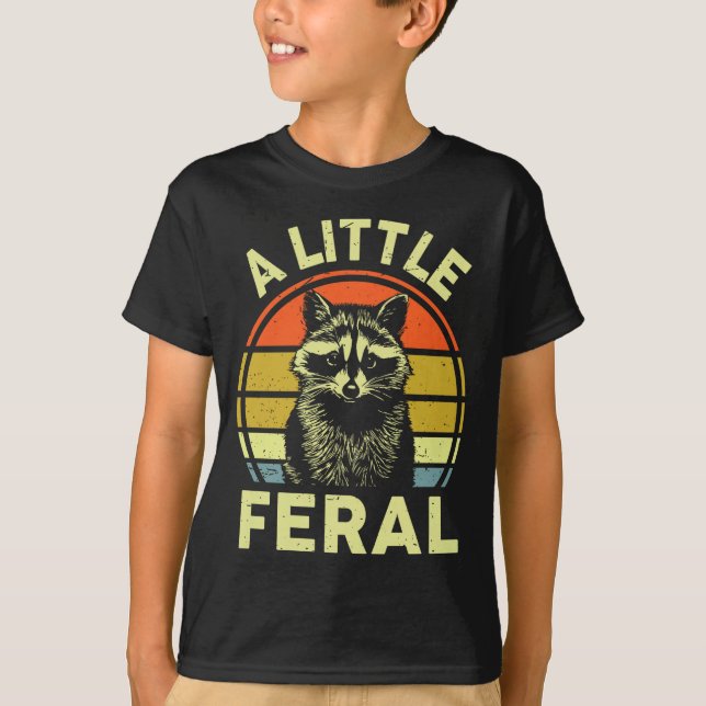 Camiseta Raccoon-shirt A Little Feral Funny Raccoon Premium (Frente)