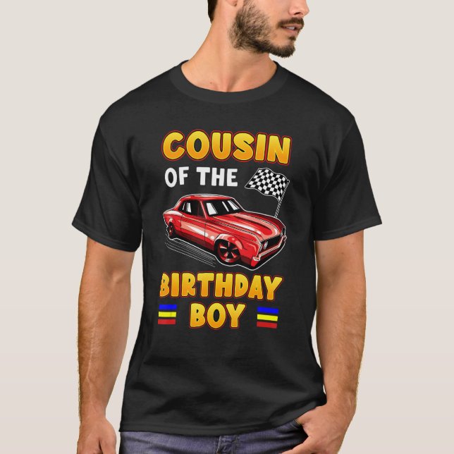 Camiseta Race Car Toddler Boy Racing Primo Do Aniversário (Frente)