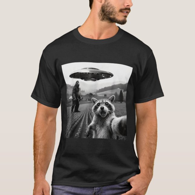 Camiseta Racoon Bigfoot Selfie Ufo Funny Racoon Alien Bigfo (Frente)