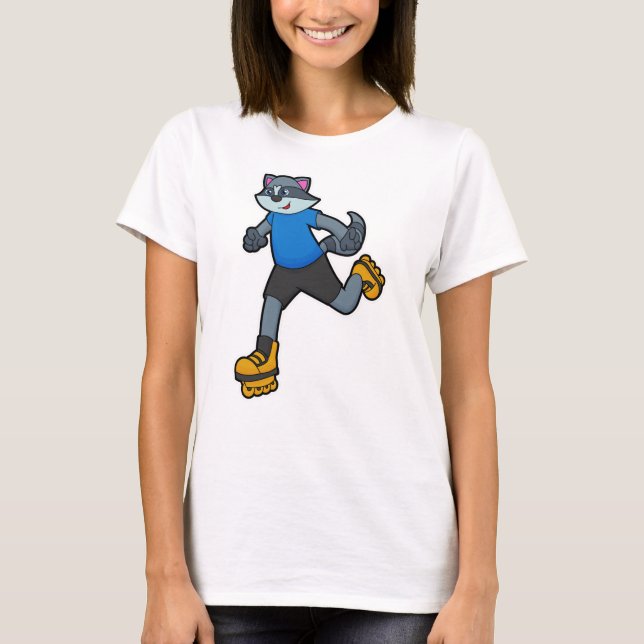 Camiseta Racoon como skater com skates em linha (Frente)