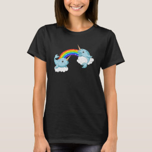 Camiseta Rainbow Cute Sea Creature Ocean Mammal Narw