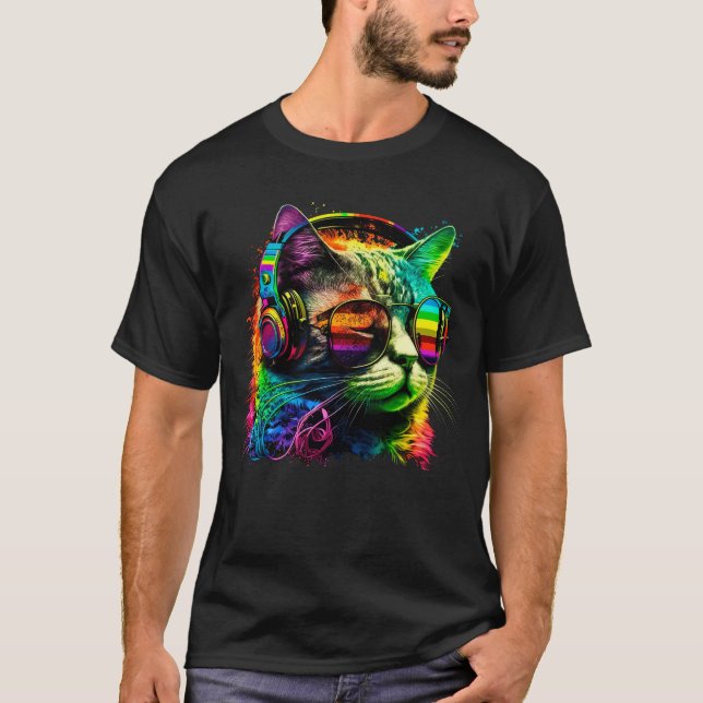 Camiseta Rainbow Dj Cat Com Fones de ouvido E Óculos De Sol (Frente)