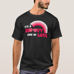 Camiseta Rainbow Groovy Kind Adorava Feliz Namorados Rosa D