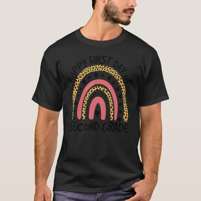 Camiseta Rainbow Happy First Day (Frente)