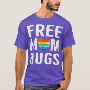 Camiseta Rainbow Heart LGBT Pride Month Livre Mãe Abraça T-