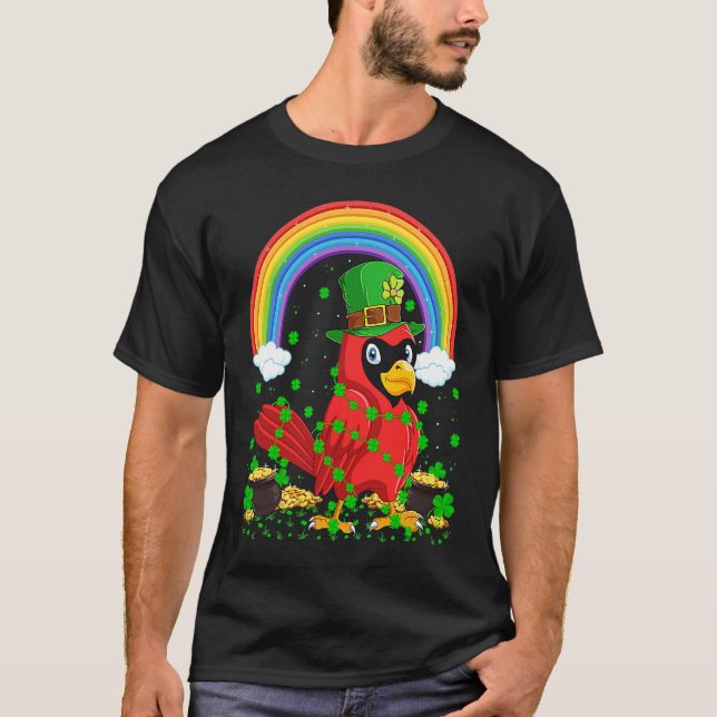 Camiseta Rainbow Irish Shamrock Cardinal Bird St Patrick's  (Frente)